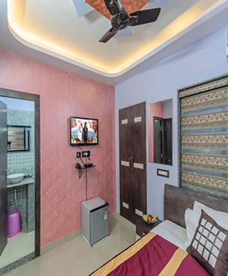 Recline Hotel And Restaurant Gauripur Buitenkant foto