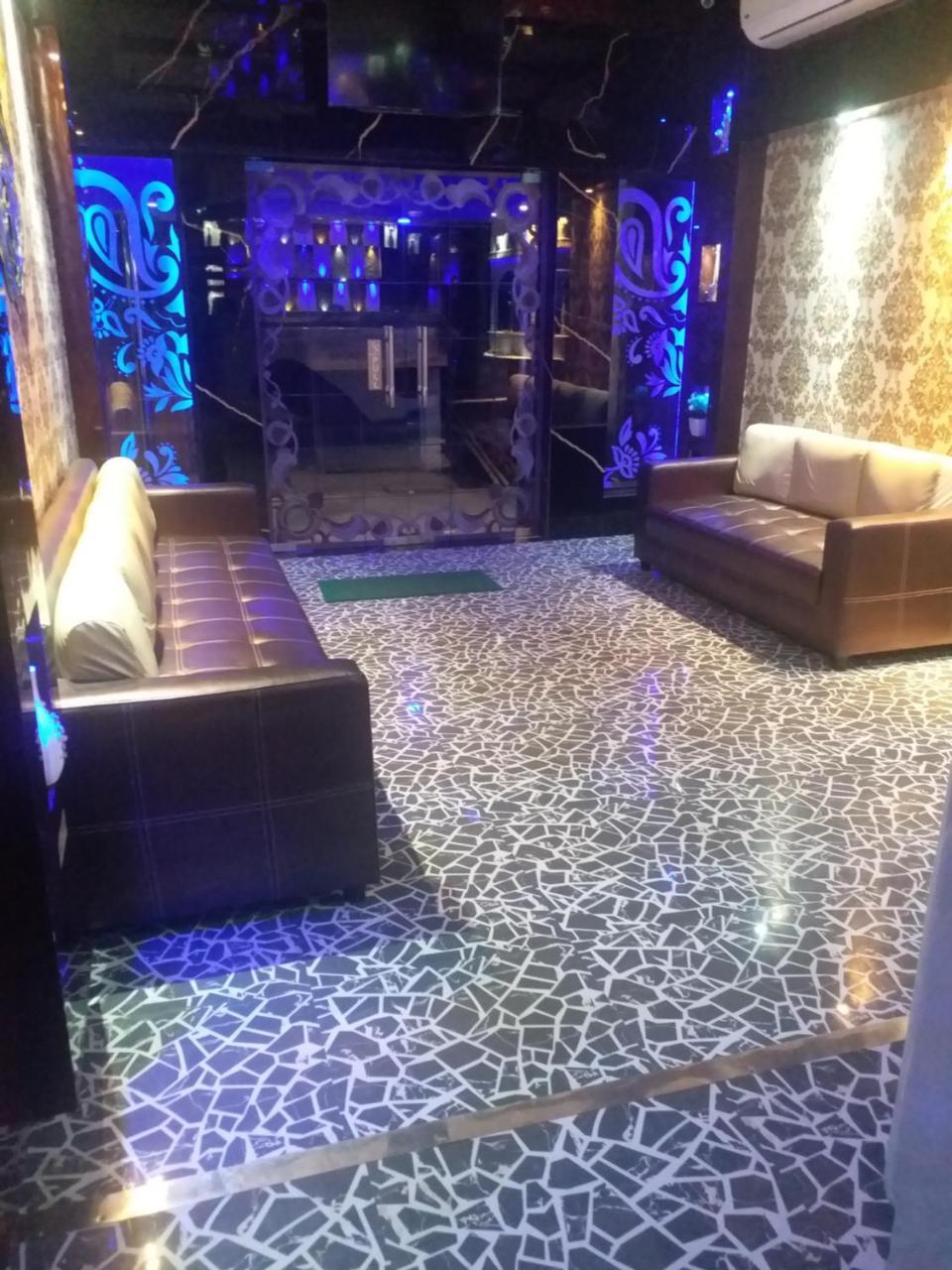 Recline Hotel And Restaurant Gauripur Buitenkant foto